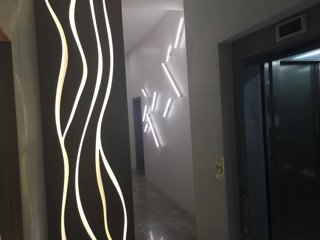 Sunny Luxury Apartments Tel Aviv Eksteriør bilde
